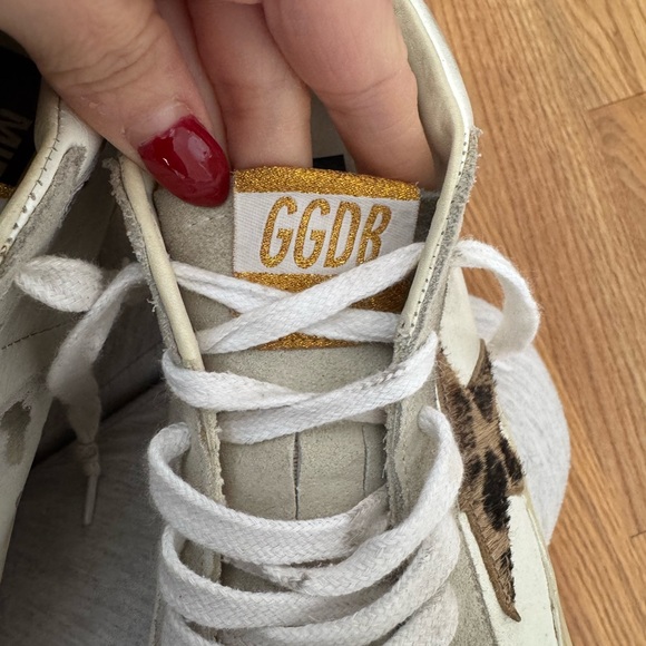 Golden Goose Mid Star Women’s Sneaker - Picture 4 of 5